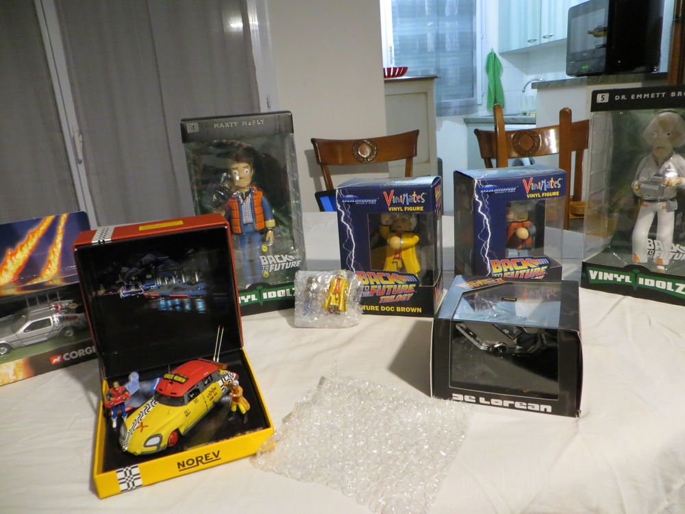 FIGURINE DE COLLECTION 
