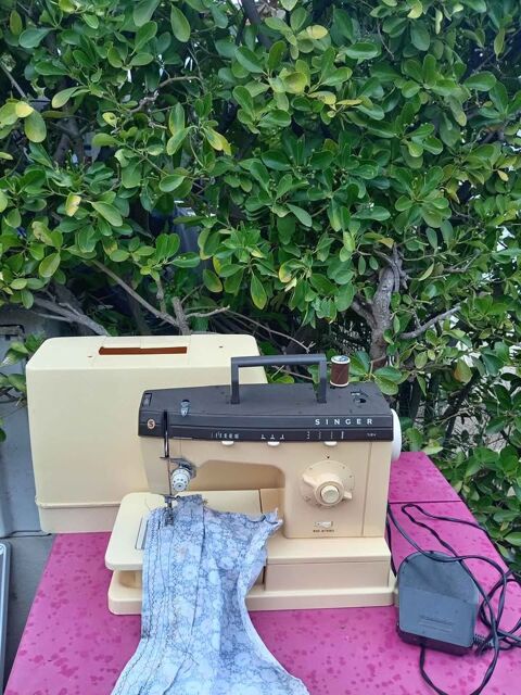 machine à coudre SINGER 7184 Agde (34)