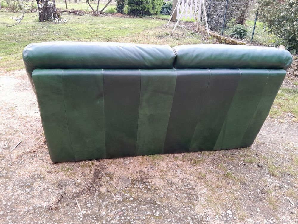 Canap&eacute; cuir 2/3 places Meubles