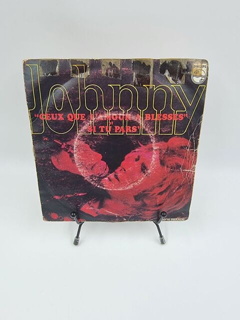 Vinyle 45 tours Johnny Hallyday : Ceux que l'Amour à Blessés 2 Vulbens (74)