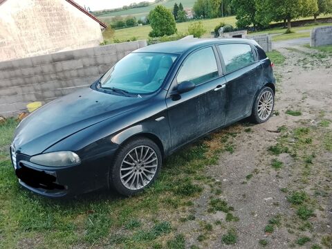 Alfa-romeo 147 Alfa Romeo  1.6i T.S. 120 Design TI