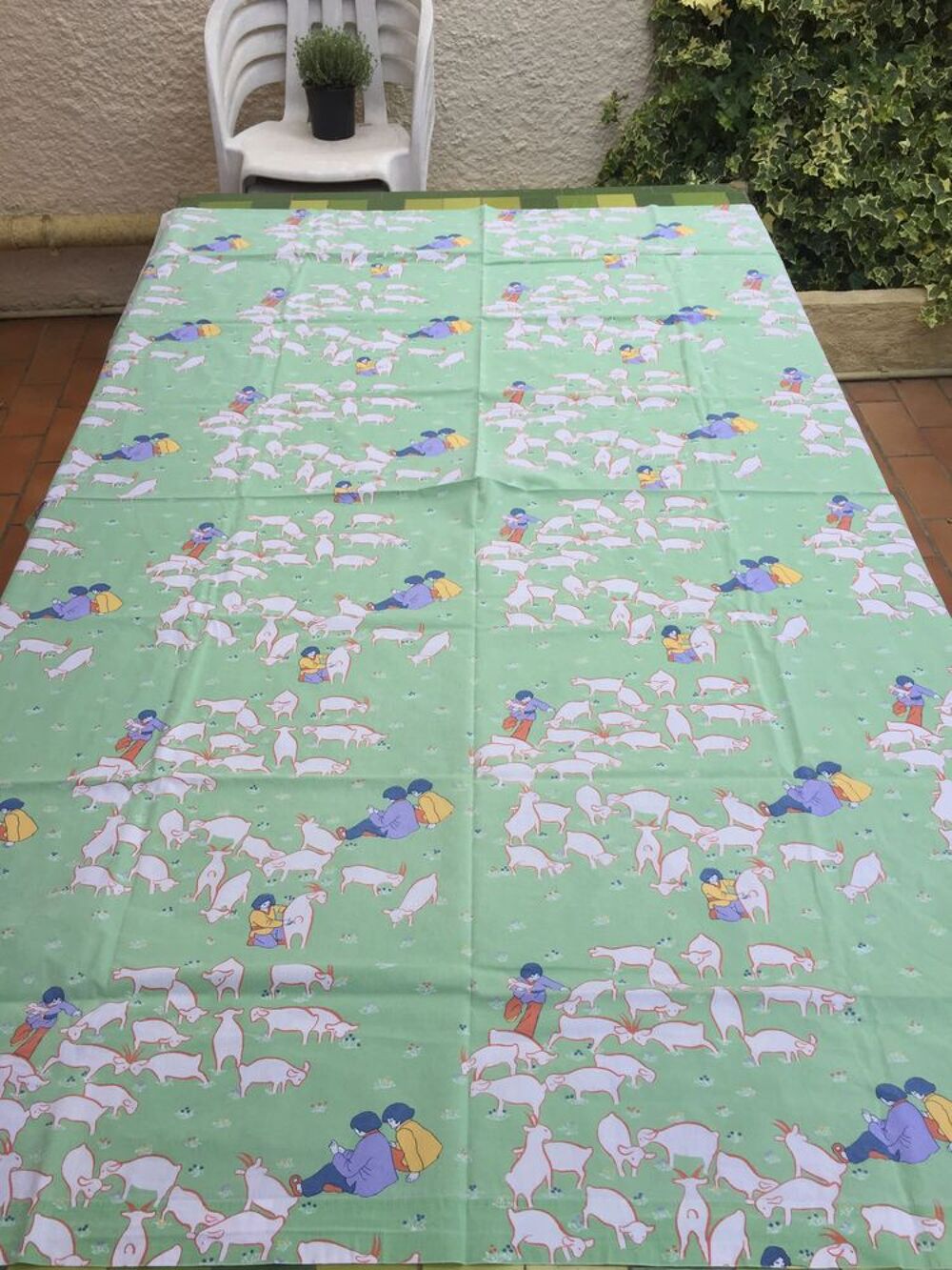 Drap de lit enfant motif " Moutons " Puériculture