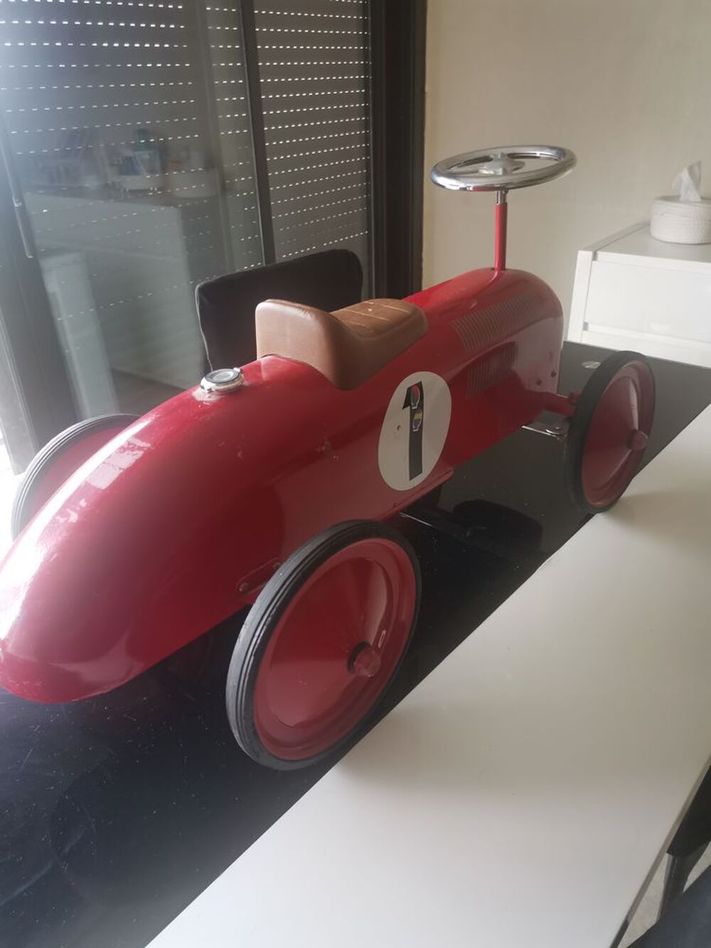 Voiture de course en m&eacute;tal Jeux / jouets