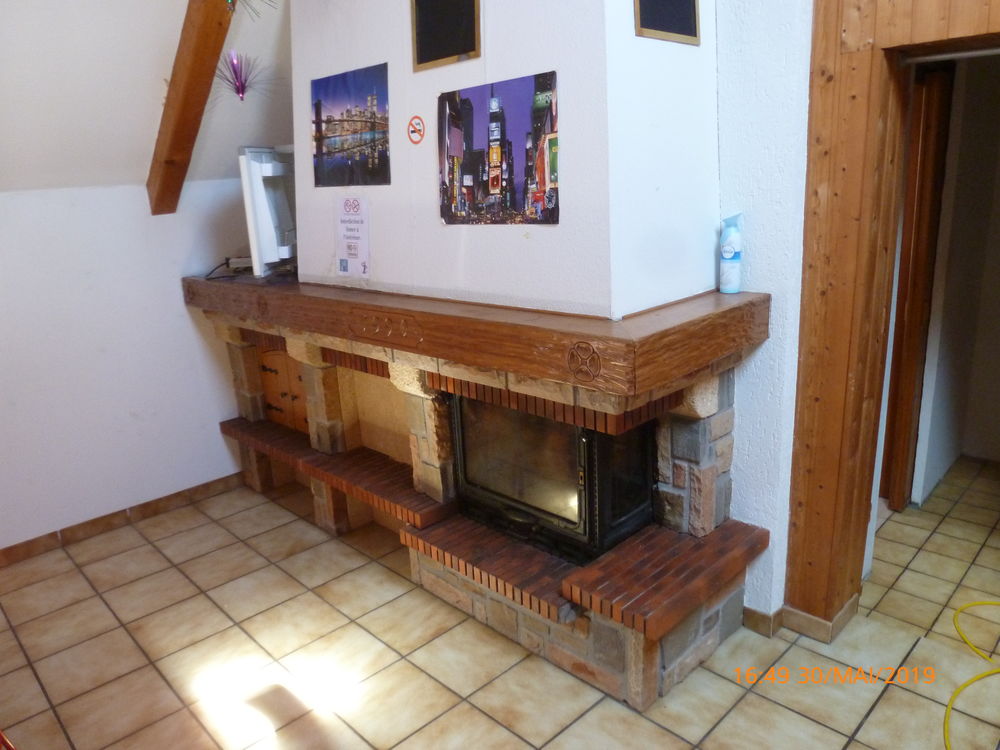 Charpente + Porte d'entr&eacute;e + Fen&ecirc;tres + Chemin&eacute;e insert + .. Bricolage