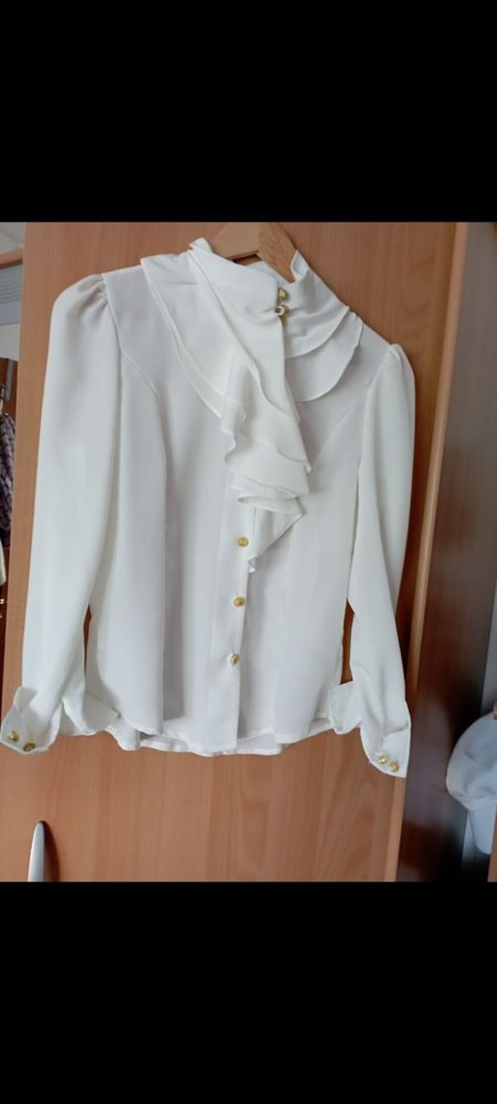 Habits femme Vêtements