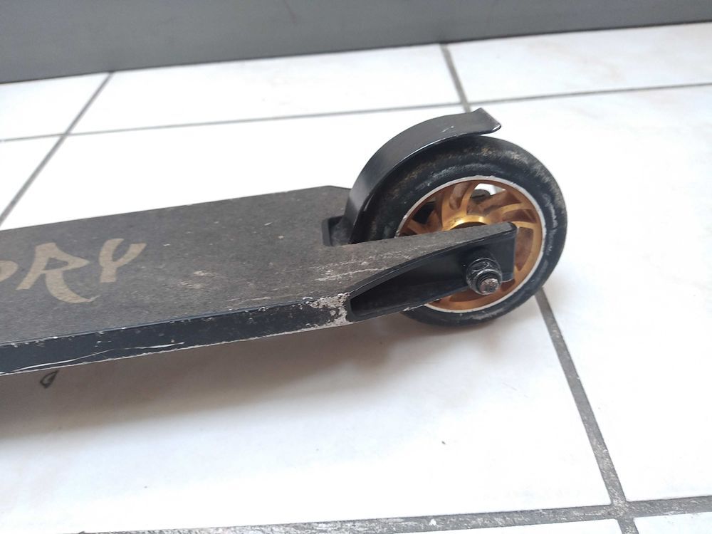 trottinette pour enfant high roller story Sports
