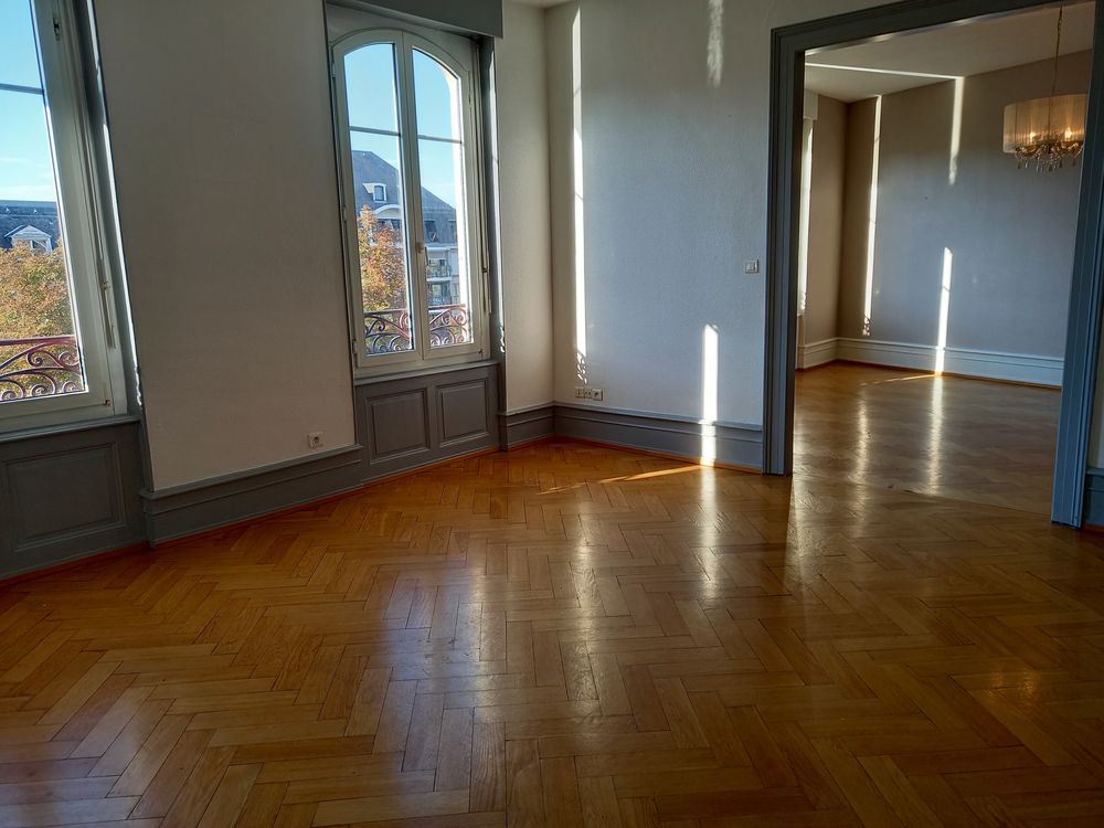 Location Appartement BEAU 4 PIECES SUR QUAI POUR AOUT Strasbourg