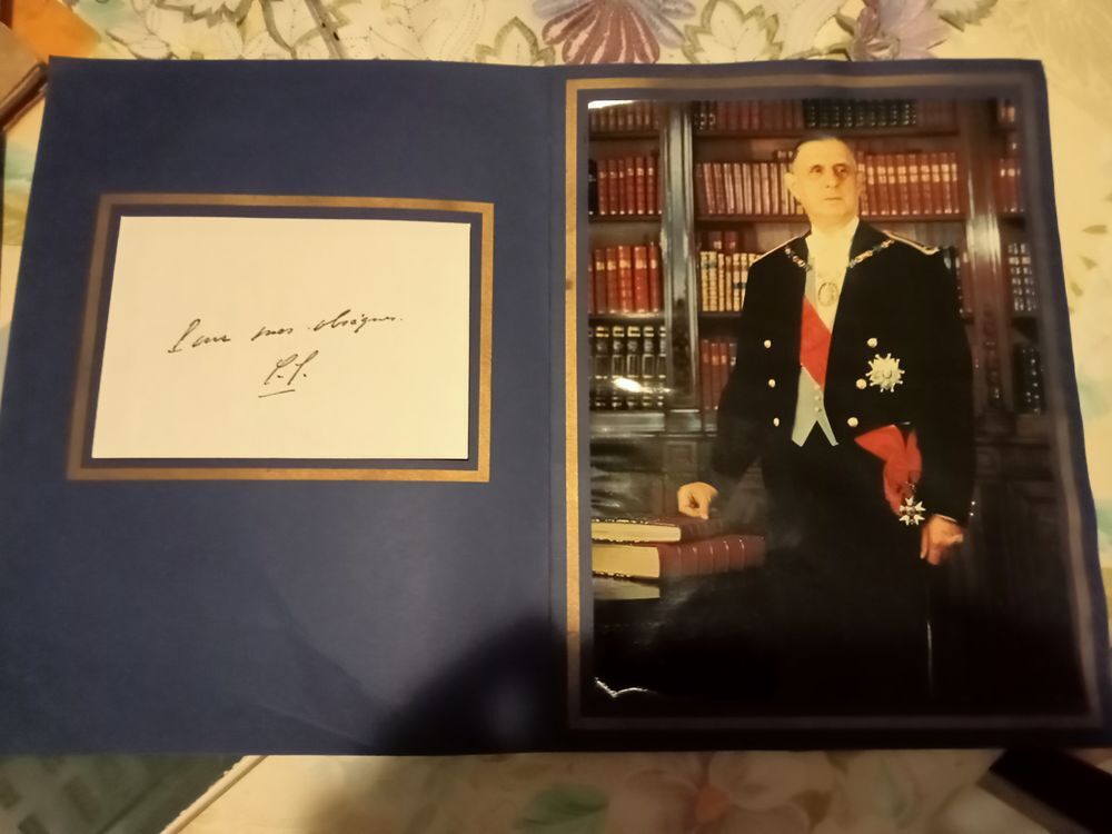 deux Photo du G&eacute;n&eacute;ral de Gaule +lettre d obs&egrave;ques 