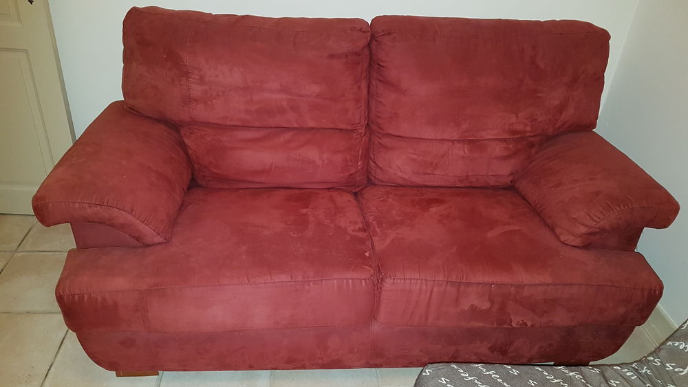 Mignon et confortable canap&eacute; Meubles