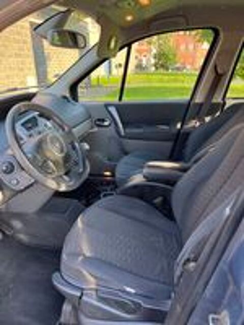 Grand Sc&eacute;nic II Grand Scenic 1.5 dCi 100 Pack Expression 2008 occasion 59000 Lille