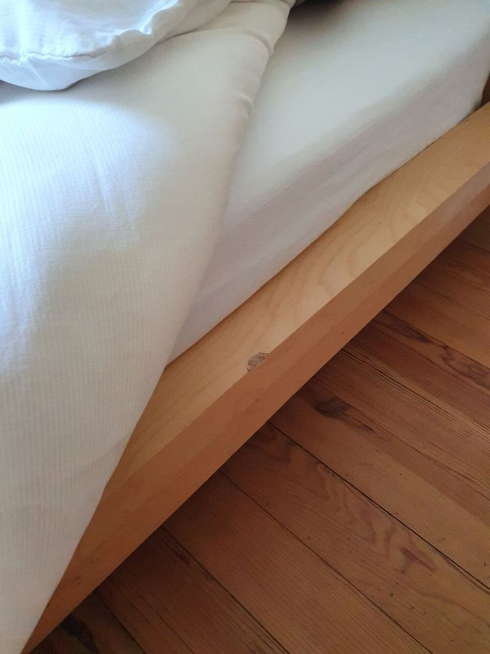 cadre de lit ikea malm 140x200 Meubles