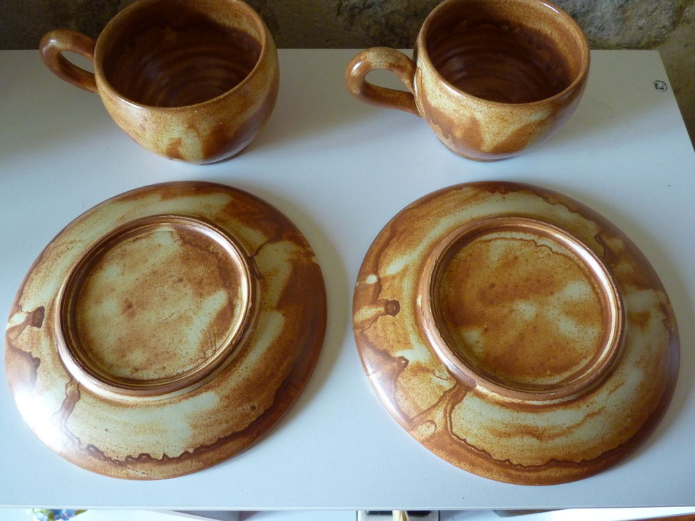 Duo en gr&egrave;s, tasse et sous tasse, fabrication artisanale Décoration