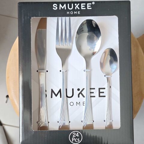 couver 24 pièces Smukée Osny (95)