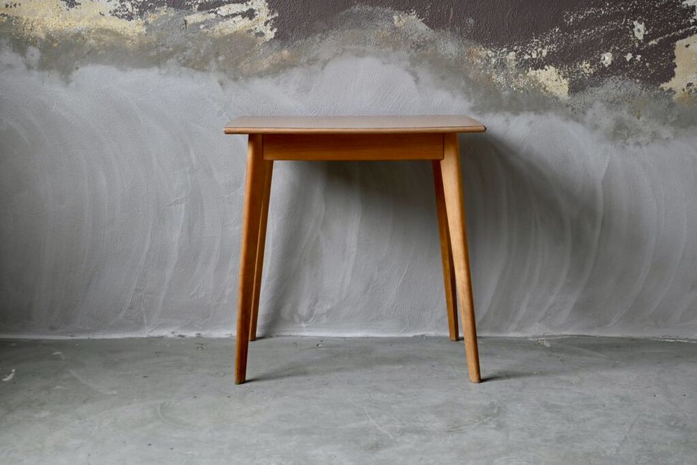 Petite table vintage aux pieds compas vintage ou Bureau Meubles