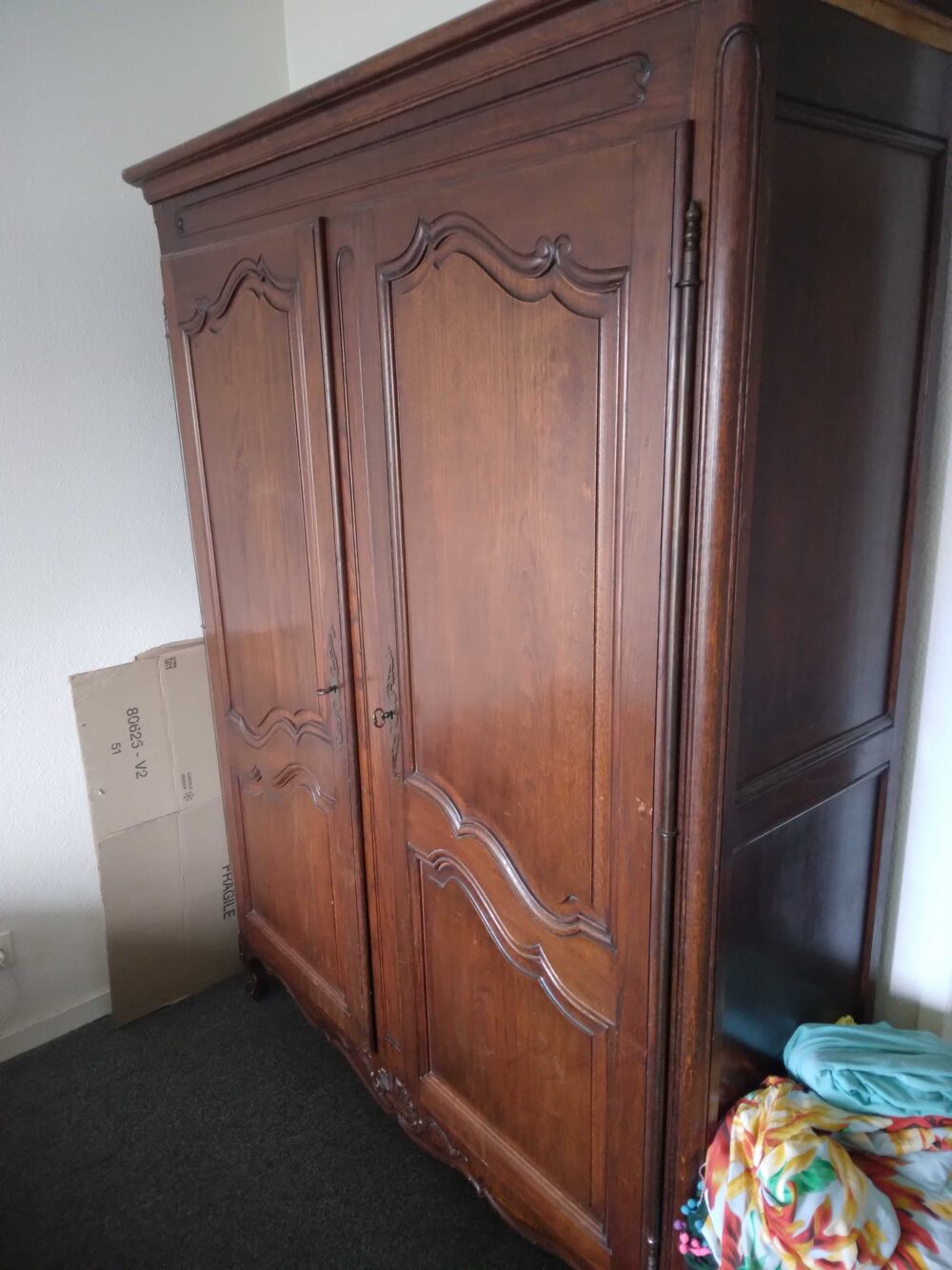 armoire style ancien Meubles