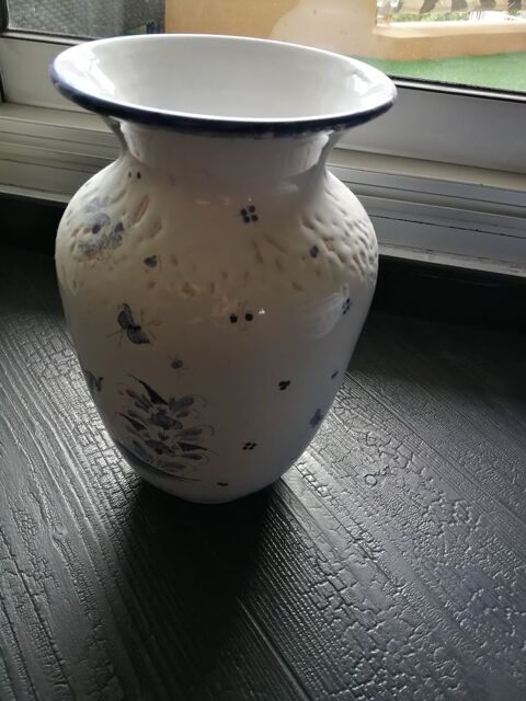 Vase Moustier  30 Cagnes-sur-Mer (06)