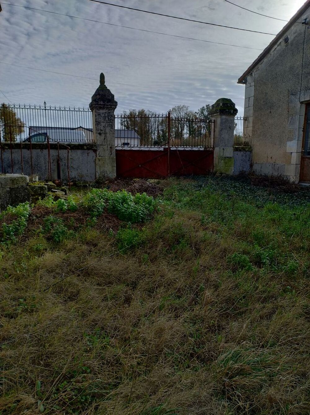 Vente Ferme LONGERE à rénover entièrement - idéal projet familial Vendeuvre-du-poitou
