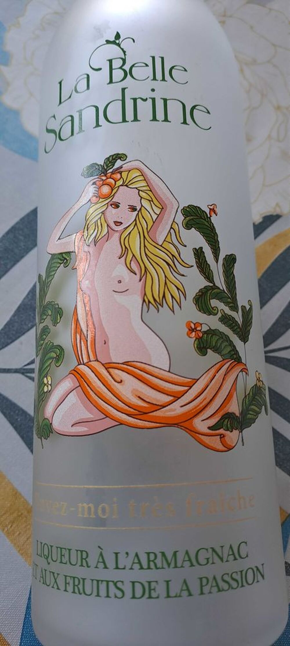 bouteille d&eacute;cor&eacute;e 