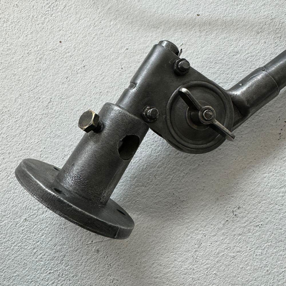 ANCIENNE GRANDE APPLIQUE INDUSTRIELLE "&nbsp;SIS&nbsp;" 
Décoration