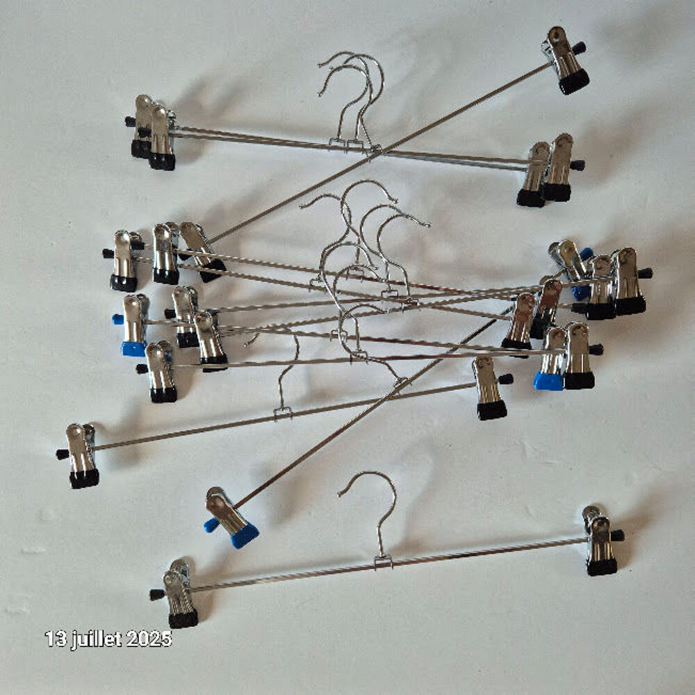 Lot de 18 cintres &agrave; pince en m&eacute;tal pour jupes, pantalons, gr Bricolage