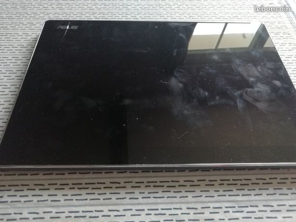 Tablette Asus Pour Pi&egrave;ces Ou A R&eacute;parer Téléphones et tablettes