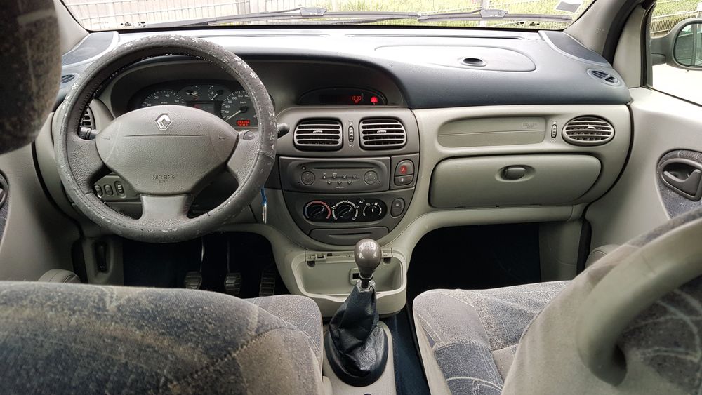 Sc&eacute;nic M&eacute;gane 1.9 DTI RXT 1999 occasion 41500 Cour-sur-Loire