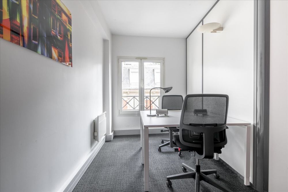   Espace de bureau privé pour 2 personnes à Paris Auteuil  