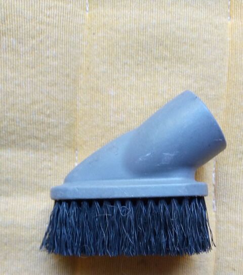 Embout à brosse gris pour aspirateur diamètre 35 mm 9 Beauchamp (95)