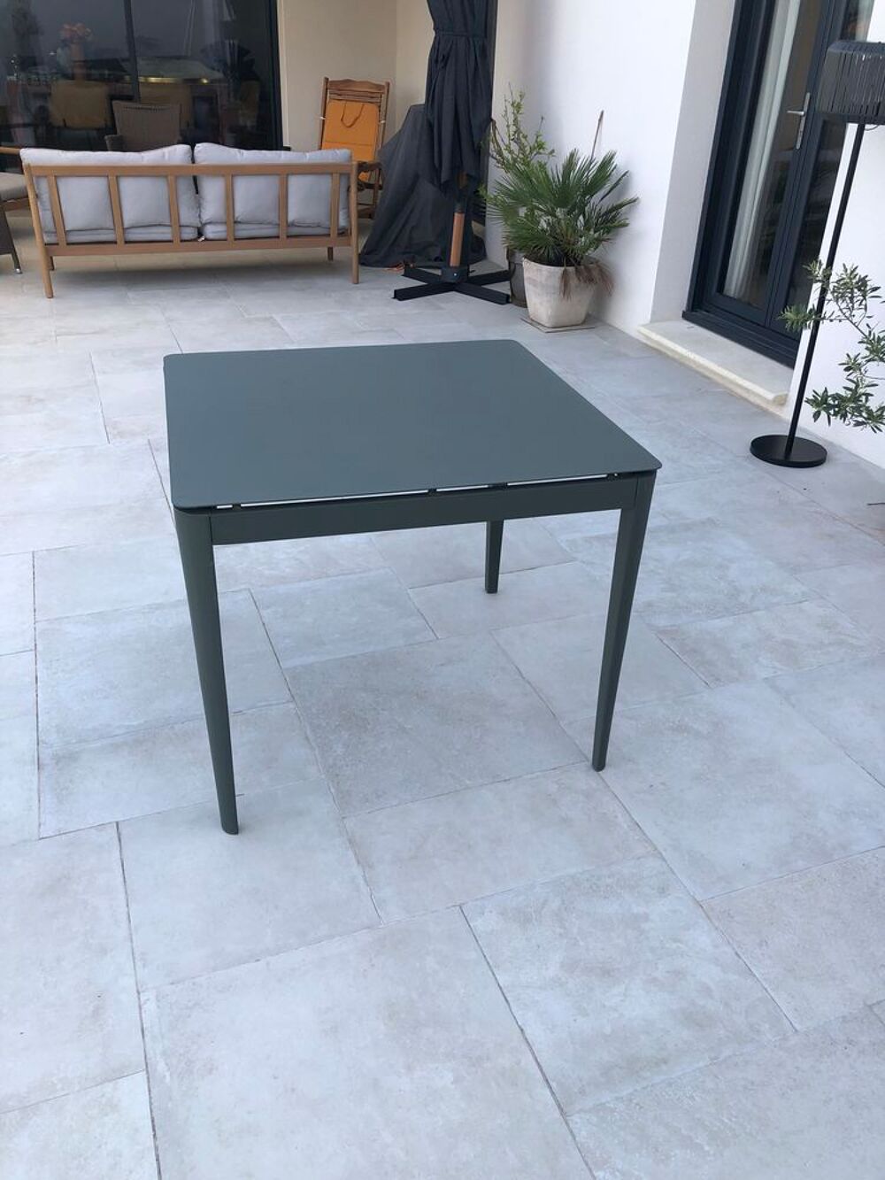 Table M&eacute;tal Aluminium Int&eacute;rieur / Ext&eacute;rieur Meubles