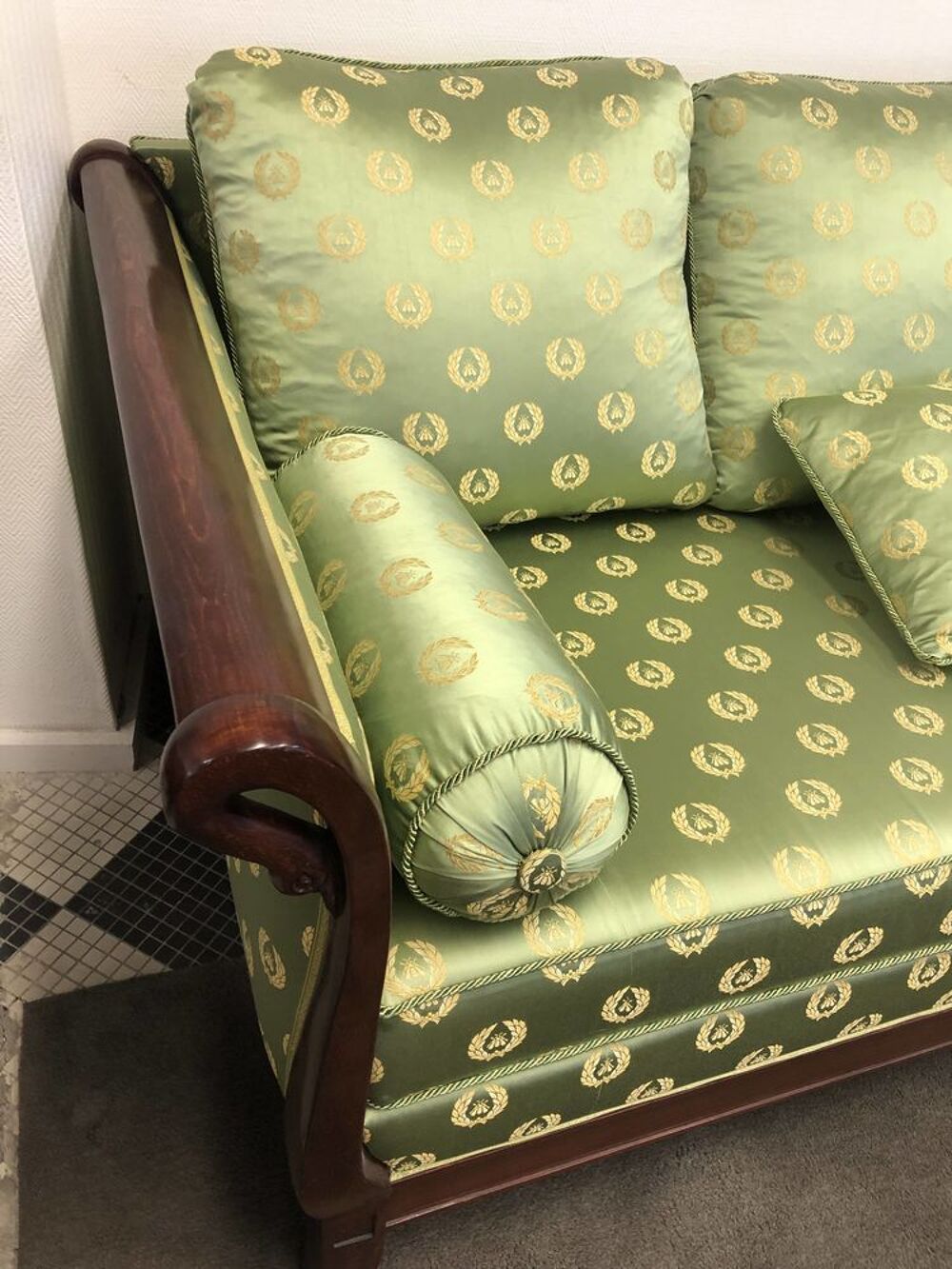 Canap&eacute; de style Empire Meubles