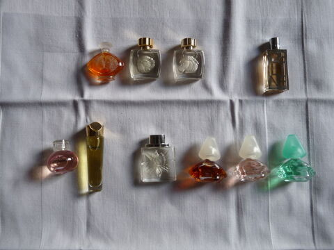 Flacons de parfums miniatures Roppentzwiller (68)