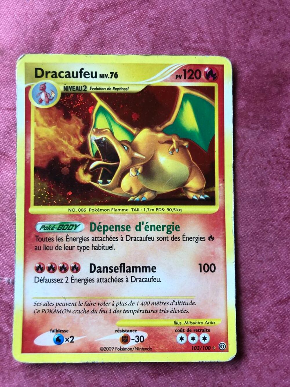 carte Pok&eacute;mon Dracaufeu &eacute;dition de 2009 secr&egrave;te 103/100 