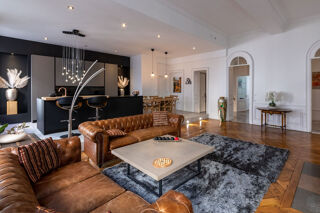  Appartement  louer 6 pices 177 m