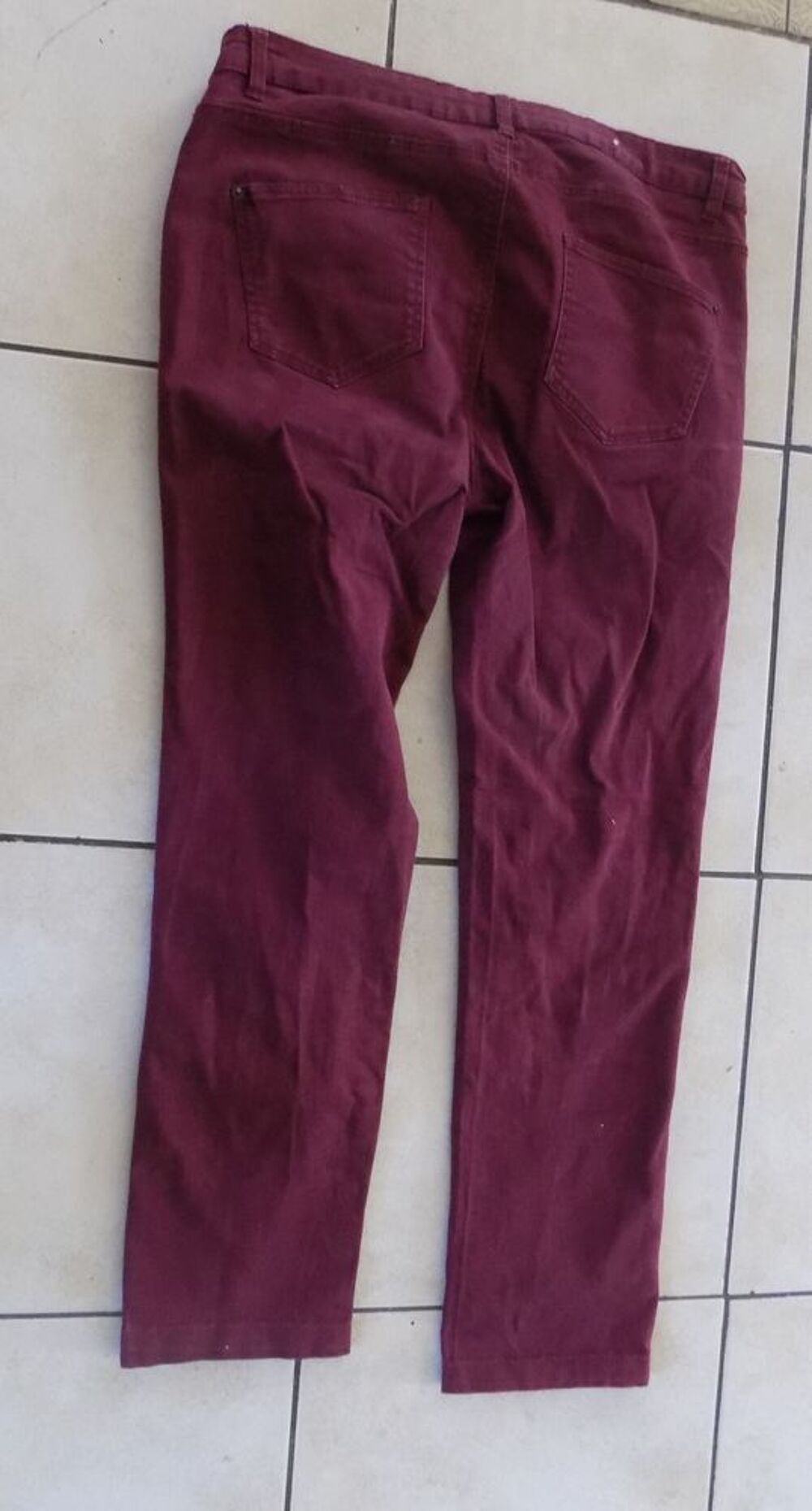 Jean bordeaux Vêtements