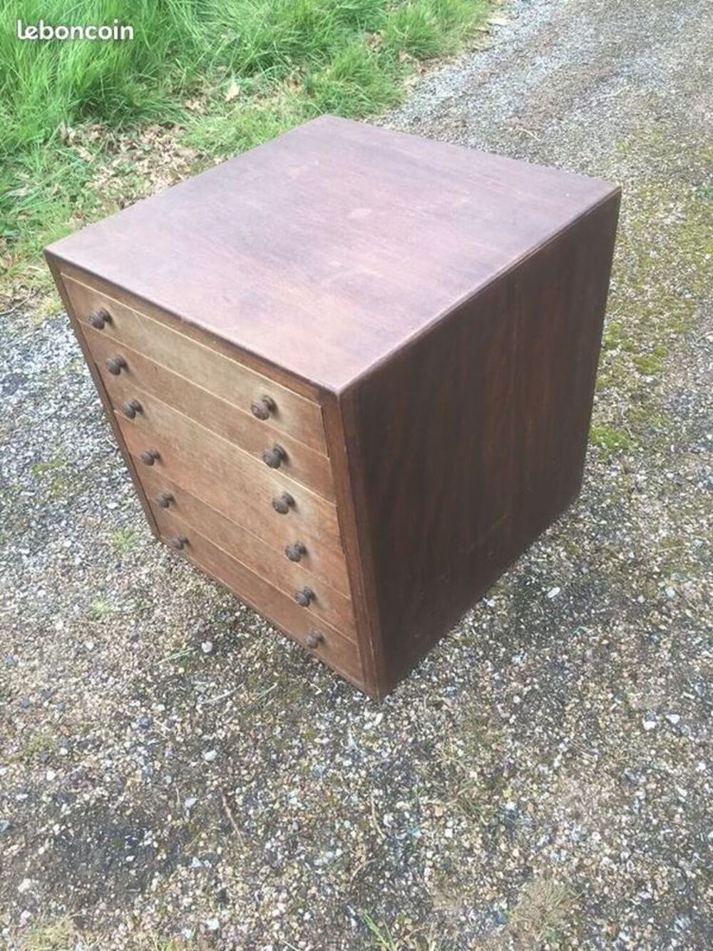 Meuble &agrave; 6 tiroirs / horloger /bijoutier / mercerie
Meubles