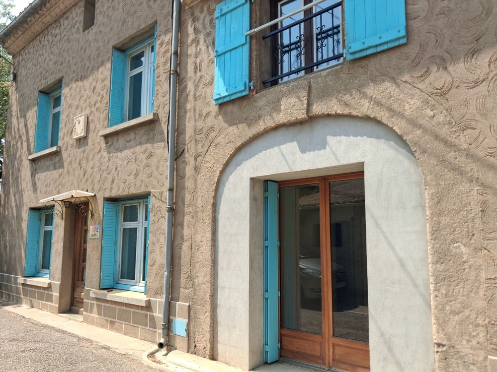Maison 10 pièces 148 m² · à Ferrals-les-Corbières · 148 m² · 150 000 €