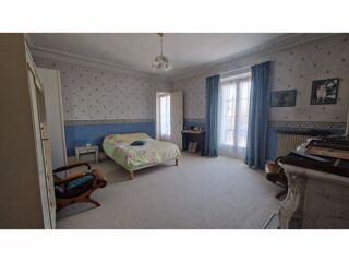  Maison � vendre 10 pi�ces 268 m�