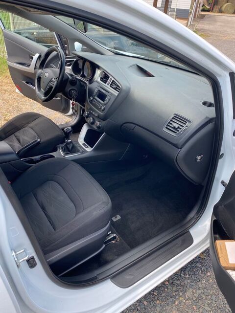 Kia ceed 1.6 CRDI 110