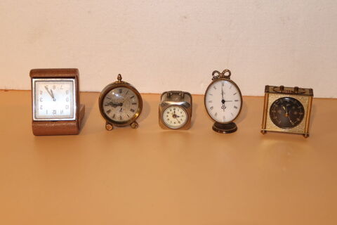 Lot de r�veils � restaurer
60 Li�vin (62)