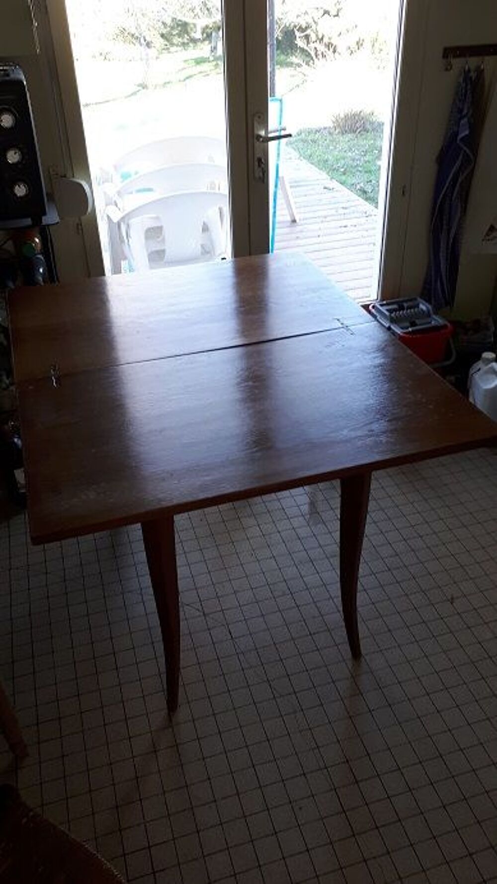 Table portefeuille Meubles