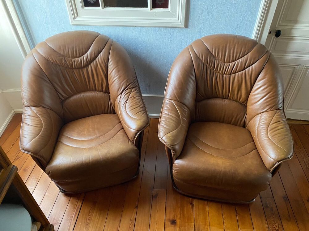 Canap&eacute; et fauteuils en cuir Meubles