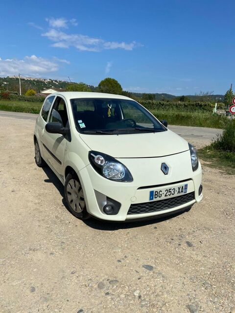 Renault Twingo II 1.2 16v 75 eco2 Initiale Quickshift 2011 occasion Tourrettes 83440