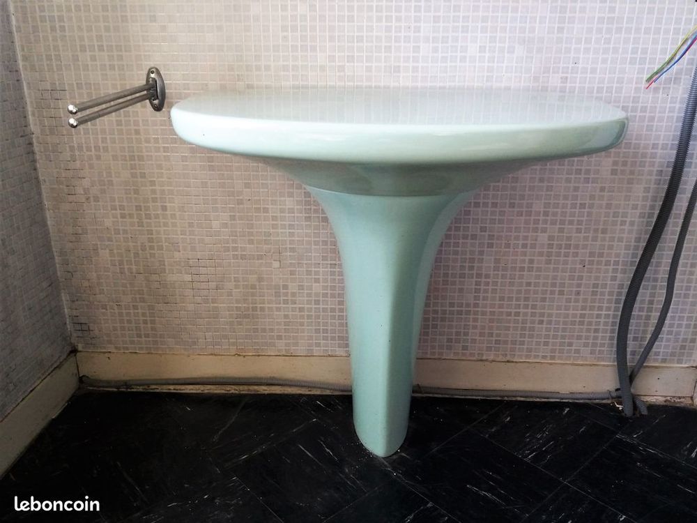 Salle de bain compl&egrave;te des ann&eacute;es 1950 / 1960 vert anglais Bricolage