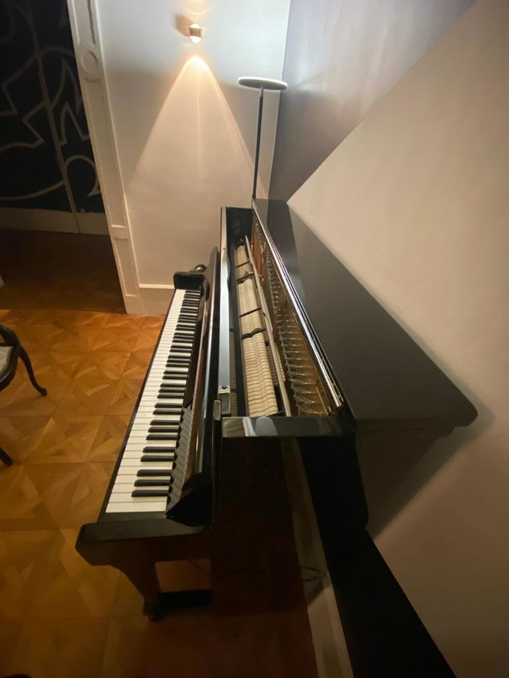 ? W.HOFFMANN - Noir Brillant Instruments de musique