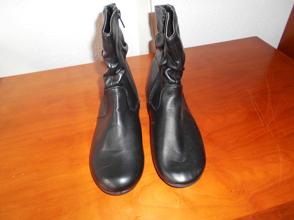 Bottines femme P38 neuves Chaussures