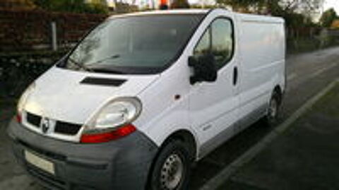 Trafic TRAFIC FGN L1H1 1000 KG 1.9 dCi 80 2002 occasion 10000 Troyes