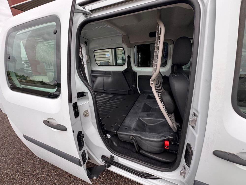 Kangoo Express KANGOO MAXI 1.5 DCI 90ch CABINE APPROFONDIE 2013 occasion 84290 Sainte-C&eacute;cile-les-Vignes