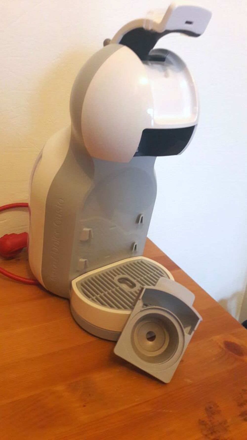 Machine &agrave; caf&eacute; Nescaf&eacute; Dolce Gusto Electromnager