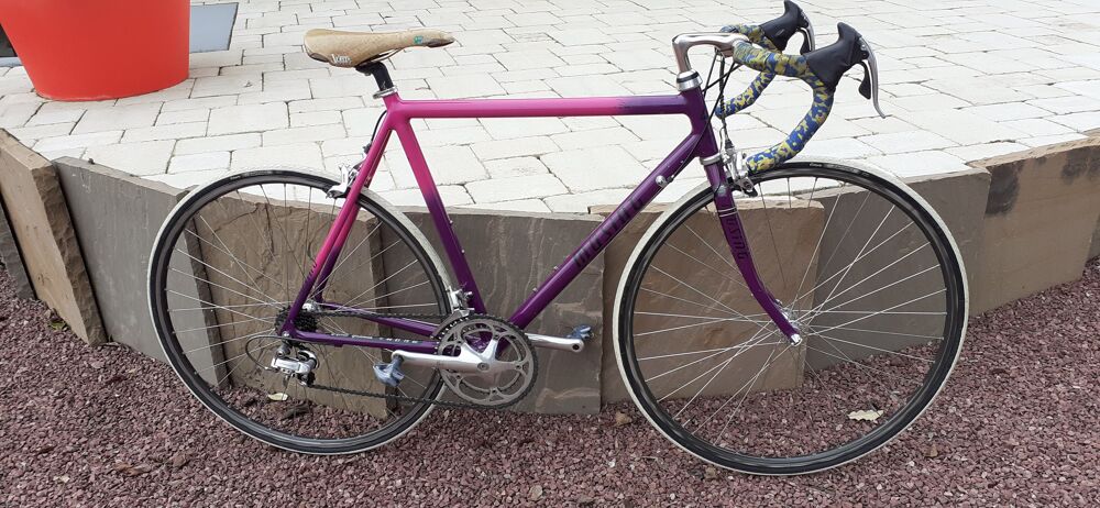V&eacute;lo de route homme taille M M&agrave;oeSING Vélos
