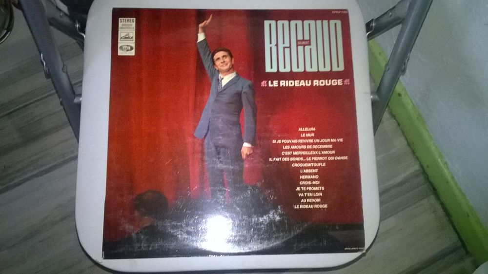 Vinyle Gilbert Becaud
Le Rideau Rouge
1968
Excellent etat CD et vinyles